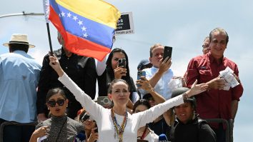 Institutul Nobel a anulat conferința de presă cu Maria Corina Machado, laureata Premiului Nobel pentru Pace, care ar fi trebuit să aibă loc înainte de ceremonia de decernare. Lidera opoziției din Venezuela se ascunde de peste 1 an și nu poate călători din cauza lui Maduro