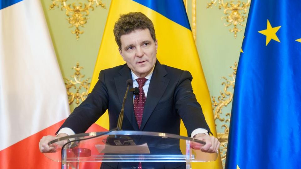 Nicușor Dan, secretomanul României: Românii nu știu nici acum de ce au fost anulate alegerile, ce ajutoare îi sunt acordate Ucrainei sau ce arme vom cumpăra prin SAFE. Președintele României se va ocupa de scandalul din Justiție după ce se întoarce din Finlanda