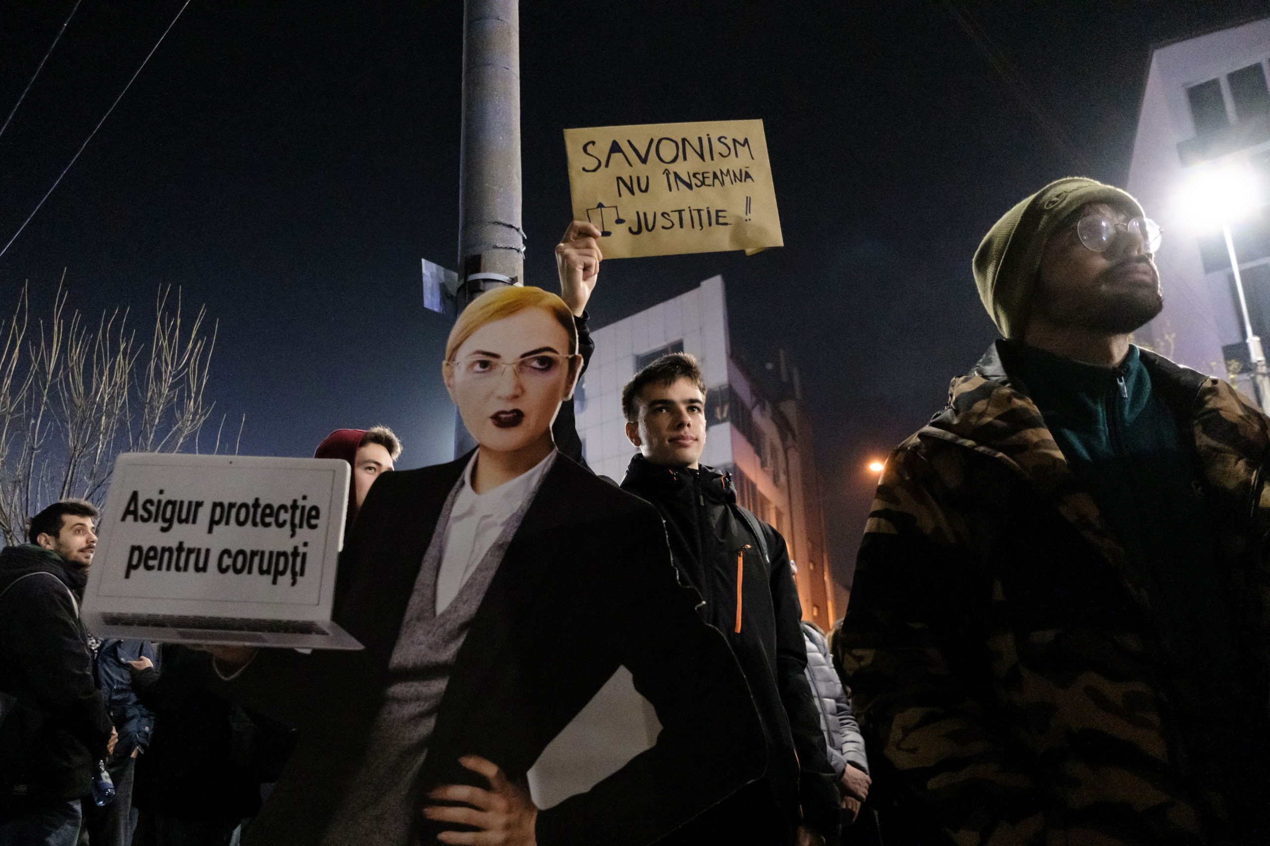 A cincea zi de proteste la București, după scandalul din Justiție. Aproape 8.000 de protestatari au ieșit în stradă aseară în Capitală