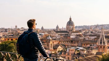 Cronolocațiile te scapă de ceas, iar neurosurfingul îți plimbă creierul în vacanță. În 2026, turiștii aleg vacanțele fără program fix și renunță la rutină