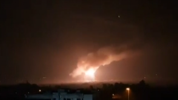 Statele Unite lansează atacuri aeriene în Palmyra, Siria, după ce trei americani au fost uciși într-un atac ISIS. Trump: „Represaliile SUA vor fi foarte serioase”