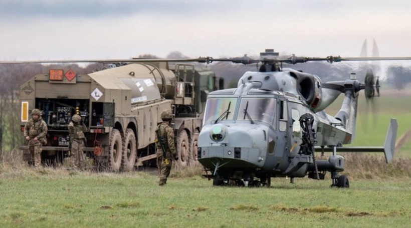 Regatul Unit lansează o formare militară remunerată pentru tineri