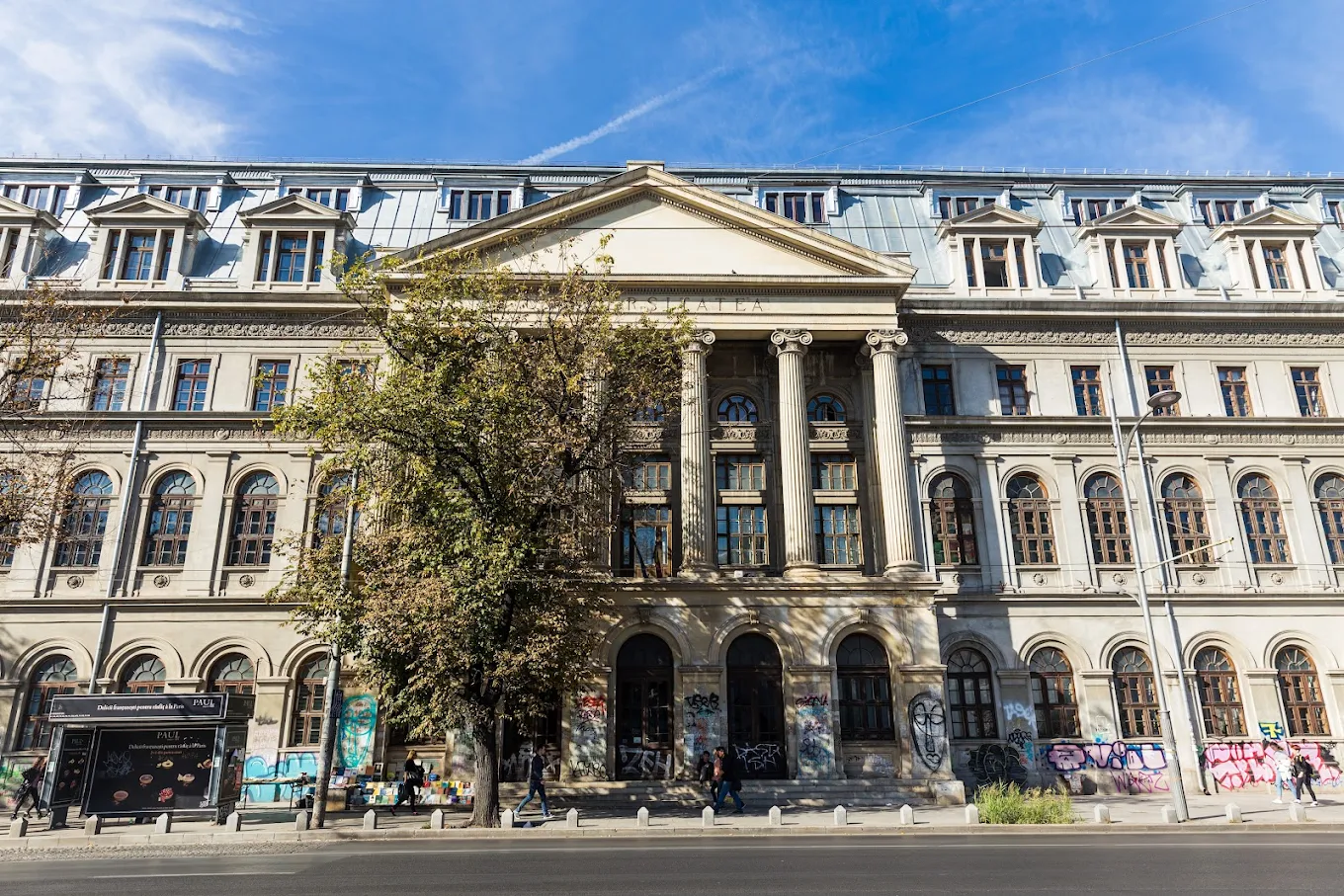 Vrei ca Bucureștiul să fie un hub universitar? Vicepreședintele Academiei Române, Marius Andruh: „Politicienii nu înțeleg sau nu vor să înțeleagă că investiția în învățământ și cercetare este o investiție în viitor”