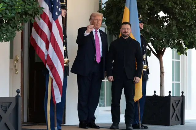 Zelenski solicită o întâlnire cu Trump pentru a soluționa problemele teritoriale din cadrul viitorului acord de pace. Ucraina și SUA se apropie de finalizarea planului în 20 de puncte pentru încheierea războiului