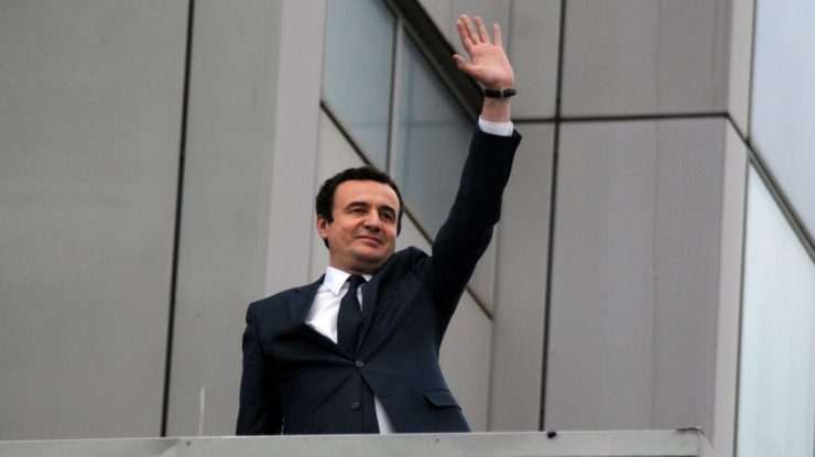 Albin Kurti câștigă alegerile parlamentare din Kosovo cu 51,1% din voturi, după renumărarea voturilor