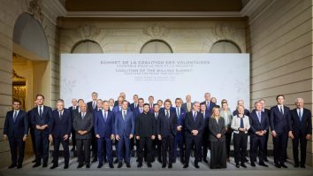 BREAKING: Zelenski, Starmer și Macron semnează o declarație comună privind desfășurarea unei forțe multinaționale în Ucraina, în cazul unui armistițiu cu Rusia. Ce garanții de securitate au fost stabilite la reuniunea „Coaliției Voinței”