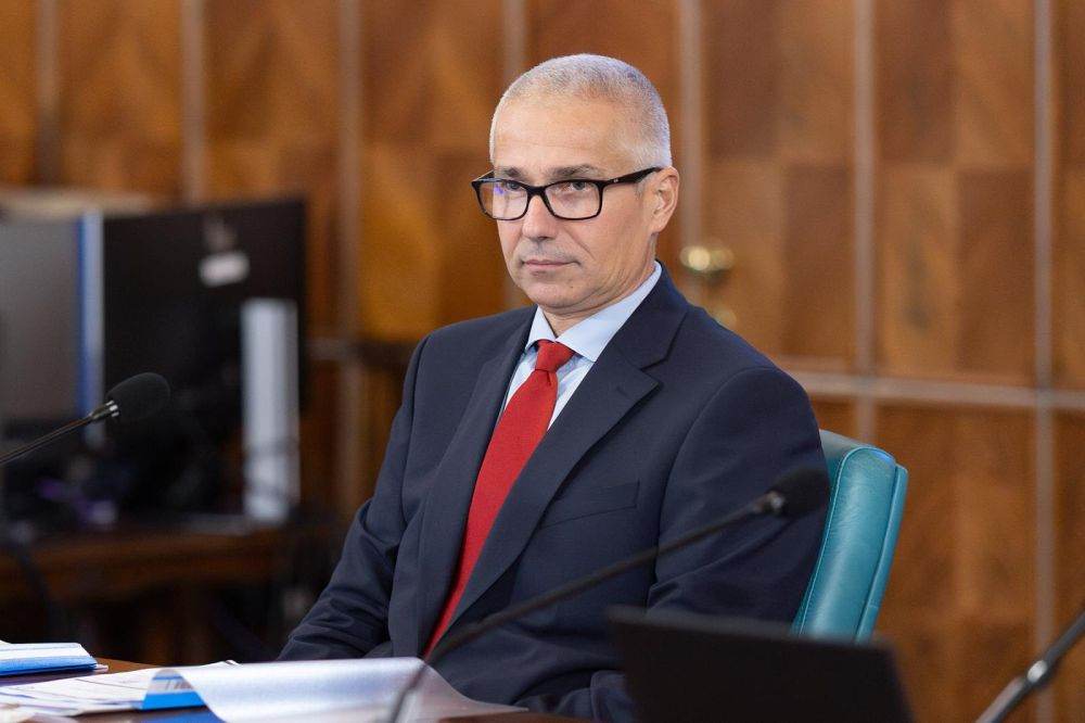 Ministrul Justiției, Radu Marinescu, reacționează după ce a fost acuzat de plagiat de Emilia Șercan: „Am respectat îndrumările și standardele de etică și de calitate științifică, în conformitate cu legislația din acel moment”