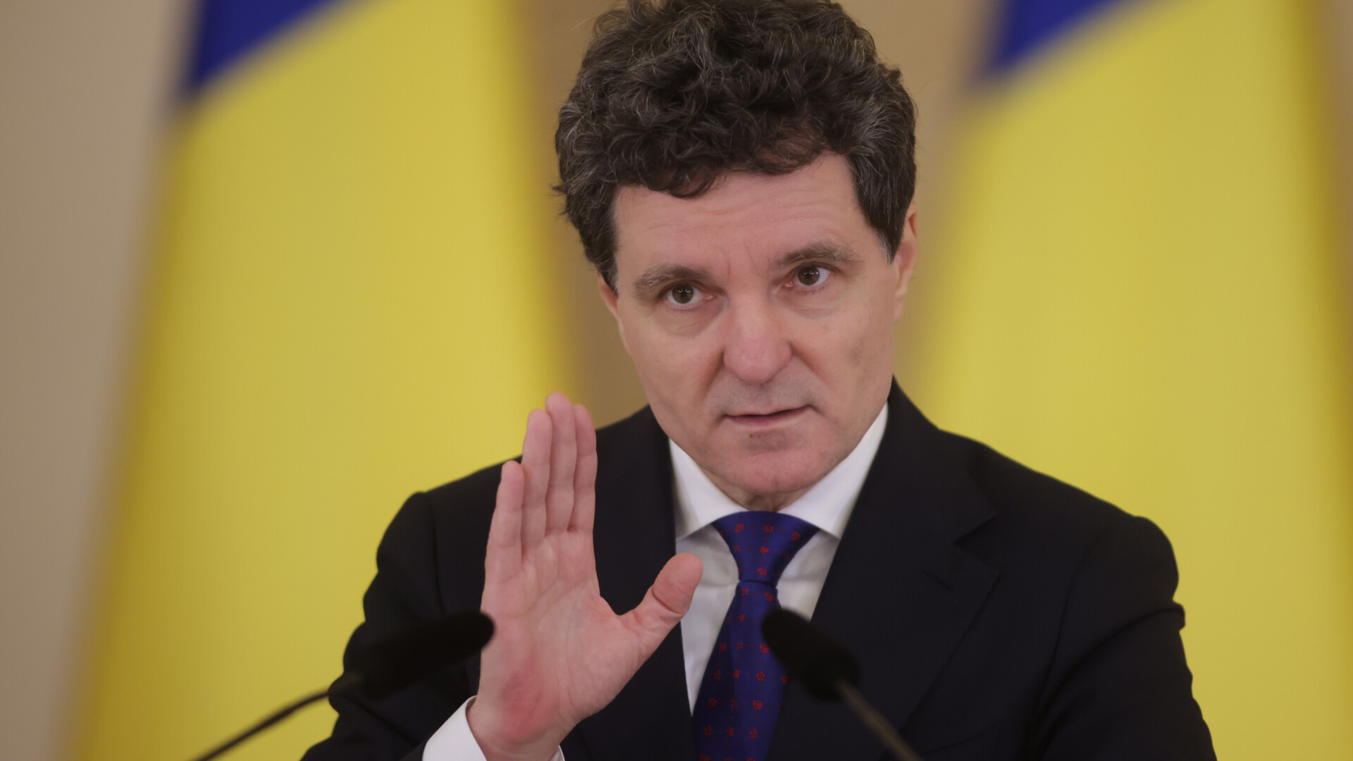 Nicușor Dan va conduce un departament special împotriva fake-news la Cotroceni