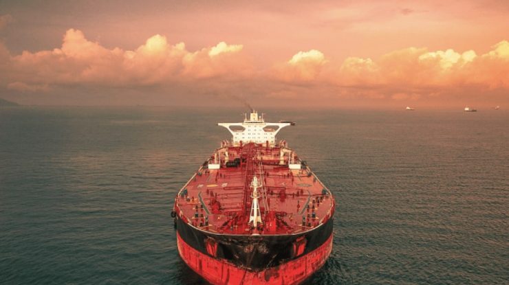 Rusia a trimis nave de război și un submarin pentru a proteja petrolierul urmărit de Statele Unite