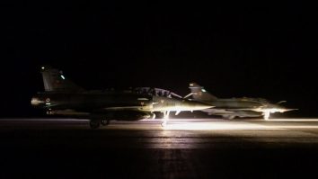 UK și Franța au lansat un atac comun asupra unei baze ISIS din Siria