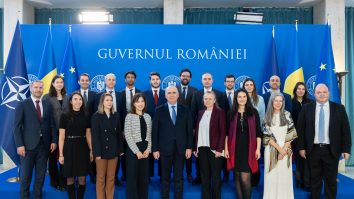 Premierul Bolojan i-a găzduit pe investitorii de la Bank of America la Palatul Victoria. Cristian Hostiuc: „O vizită de curtoazie. România a devenit o țară foarte interesantă pentru că începe să aibă o datorie foarte mare, care trebuie finanțată”