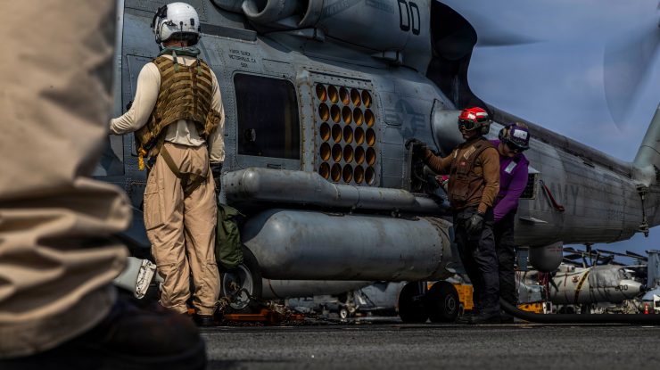 Statele Unite organizează „exerciții de pregătire”  în Orientul Mijlociu. Donald Trump: „În acest moment, o altă flotă frumoasă se îndreaptă către Iran”