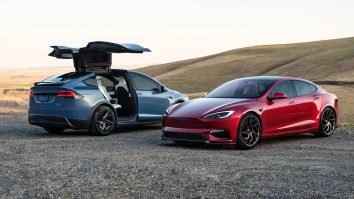 Elon Musk a eliminat două modele Tesla pentru a face loc producției de roboți