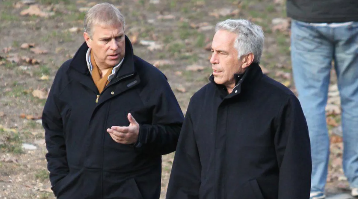 Jeffrey Epstein l-a invitat pe „Duce” să se întâlnească cu o rusoaică la Palatul Buckingham