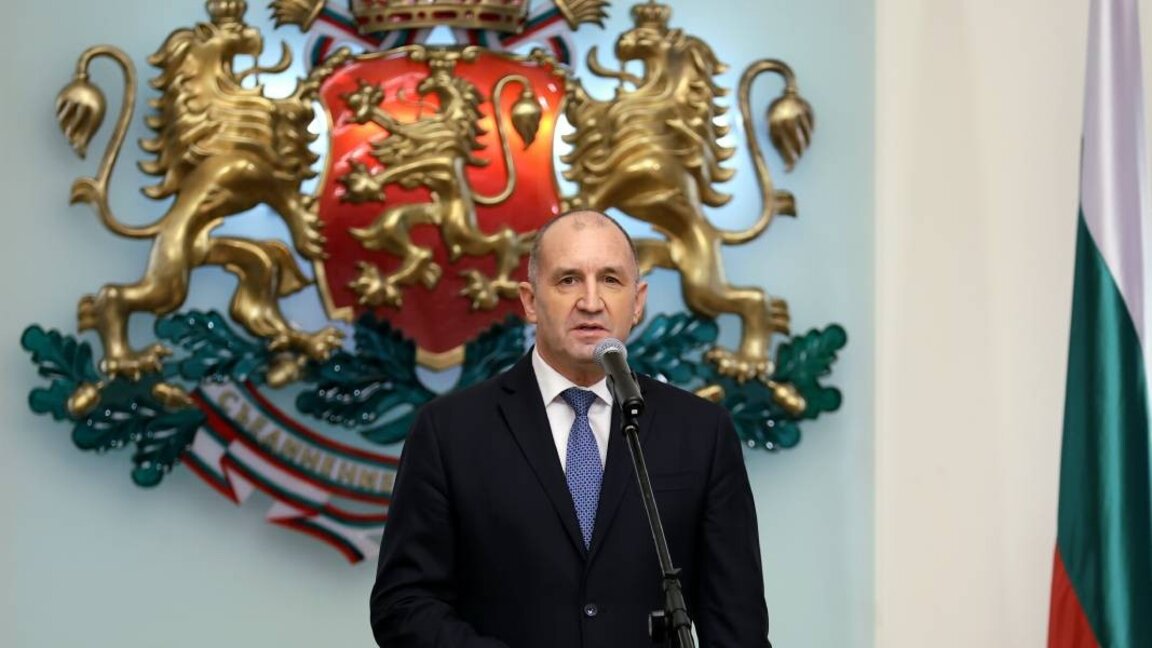 Președintele Bulgariei, Rumen Radev, a demisionat: „Ne așteaptă o bătălie pentru viitorul patriei”