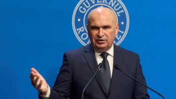 Premierul Bolojan preia interimar Ministerul Educației. Funcția e vacantă de peste 20 de zile, după demisia lui Daniel David