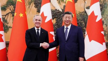 Se schimbă Ordinea Mondială. Premierul Canadei s-a aliat cu Xi Jinping și îl îndeamnă pe Trump să renunțe la fanteziile despre anexarea Groenlandei