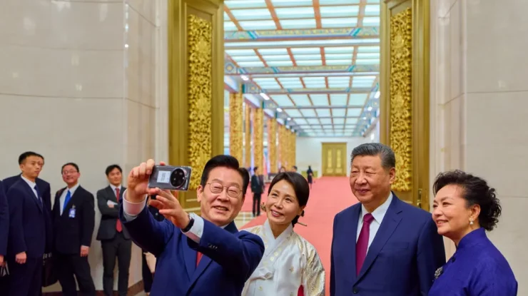 „China poate media pacea dintre Coreea de Nord și Coreea de Sud”, afirmă Președintele sud-coreean Lee. Xi Jinping: „Vorbitul e ușor, acțiunea e mai dificilă”