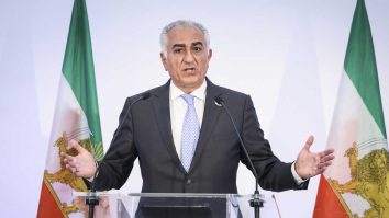 Cu ce sunt diferite protestele din Iran față de manifestațiile din trecut? Reza Pahlavi a devenit unul dintre simbolurile tranziției cerute astăzi de milioane de iranieni