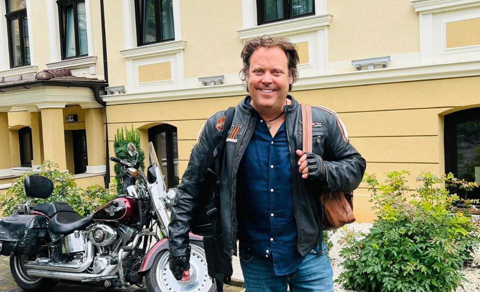 Charlie Ottley începe o nouă campanie internațională de promovare a României: „Sunt încă prea multe percepții greșite despre România”