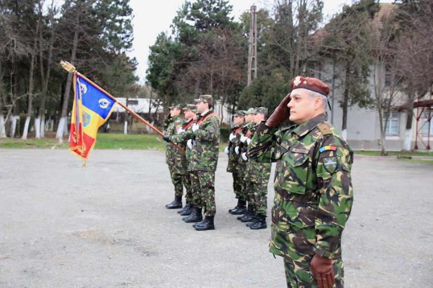 Generalul Dorin Toma a trecut în rezervă, dar nu înainte de a trage un semnal de alarmă: „După patru ani de război în Ucraina, soldatul român nu are nici bocanci şi uniformă adecvate, arme individuale moderne şi nici nu e instruit pe drone”
