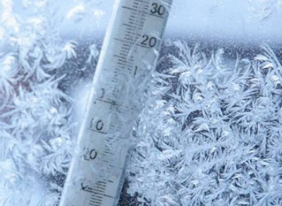 România se confruntă cu un nou val de ger. Temperaturile minime vor ajunge până la -20 de grade Celsius