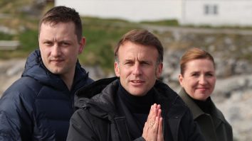 Emmanuel Macron îi primește pe Premierii Groenlandei și Danemarcei la Palatul Elysee pentru a „sprijini suveranitatea și integritatea teritorială”