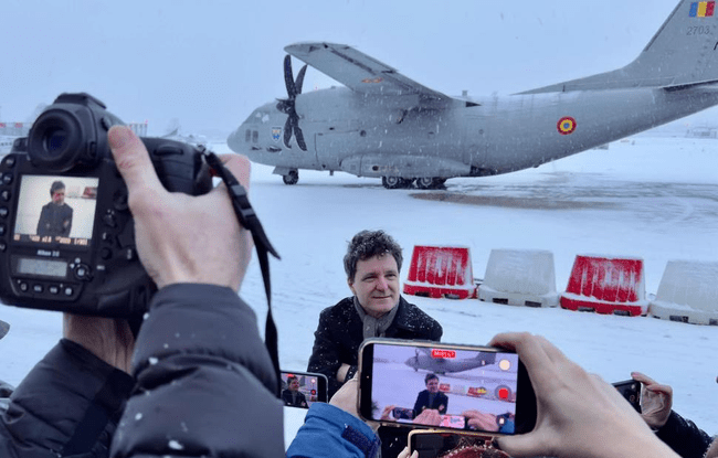 Ministrul Apărării, Radu Miruță, clarifică incidentul prin care a trecut Nicușor Dan după ce a rămas blocat 8 ore în Paris: „Ar fi de bun simț să existe un avion prezidențial. Avionul Spartan nu a putut reveni la timp din cauza condițiilor meteo”