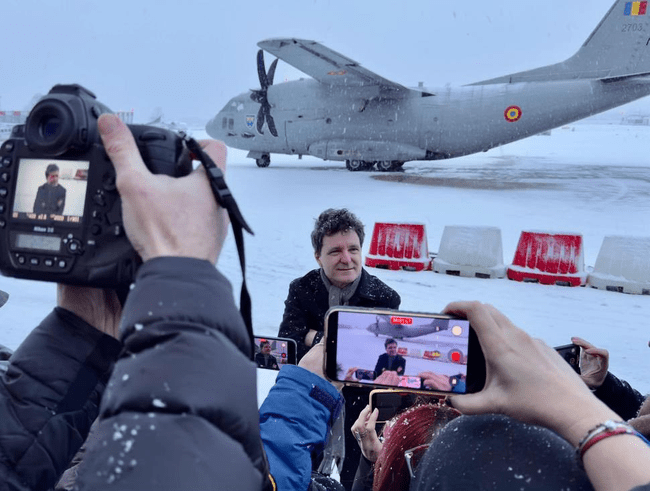 Ministrul Apărării, Radu Miruță, clarifică incidentul prin care a trecut Nicușor Dan după ce a rămas blocat 8 ore în Paris: „Ar fi de bun simț să existe un avion prezidențial. Avionul Spartan nu a putut reveni la timp din cauza condițiilor meteo”