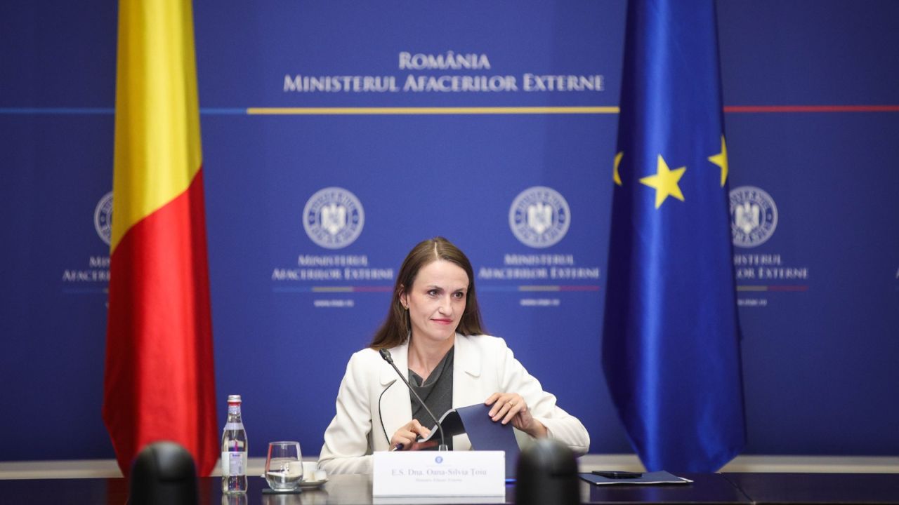 Oana Țoiu reiterează sprijinul României pentru Ucraina și cere „răspunsuri internaționale puternice” împotriva Rusiei, după atacul cu racheta balistică Oreshnik în apropierea granițelor UE și NATO