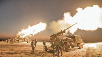 Listare record pentru industria de Apărare: CSG a atras până la 3,8 miliarde de euro la Bursa din Amsterdam, acţiunile au sărit cu 25% în prima zi, iar fondatorul de 33 de ani a câştigat aproape 3 miliarde de euro din vânzarea participaţiei