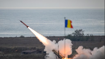 Din 2030, România ar putea avea peste 40 de sisteme de rachete antiaeriene prin SAFE. Florin Jipa, editor șef Monitorul Apărării și Securității: „Anul acesta chiar trebuie să ne mișcăm bine și să semnăm acele contracte. România a mai avut multe oportunități, dar tot timpul a ratat”