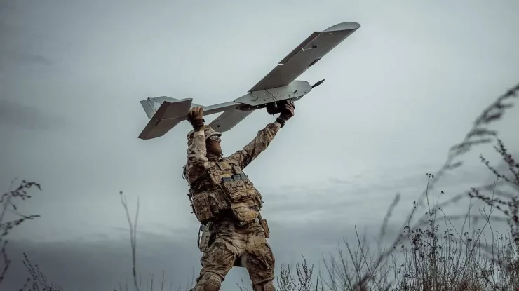 Rusia anunță că a interceptat peste 130 de drone ucrainene în apropierea Moscovei. Aeroporturile din zonă au fost închise temporar