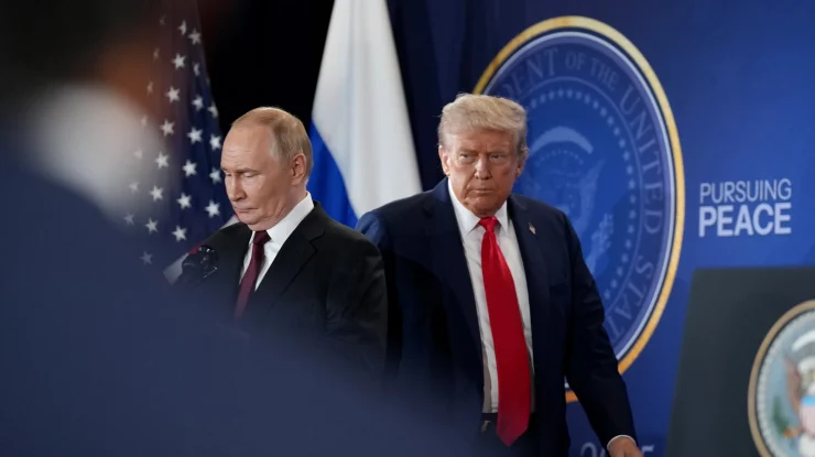 Trump anunță că nu vrea să prelungească Tratatul nuclear NEW START dintre SUA și Rusia, care a expirat astăzi: „NEW START a fost un acord prost negociat de SUA. Ar trebui să-i punem pe experții noștri nucleari să lucreze la un Tratat nou”