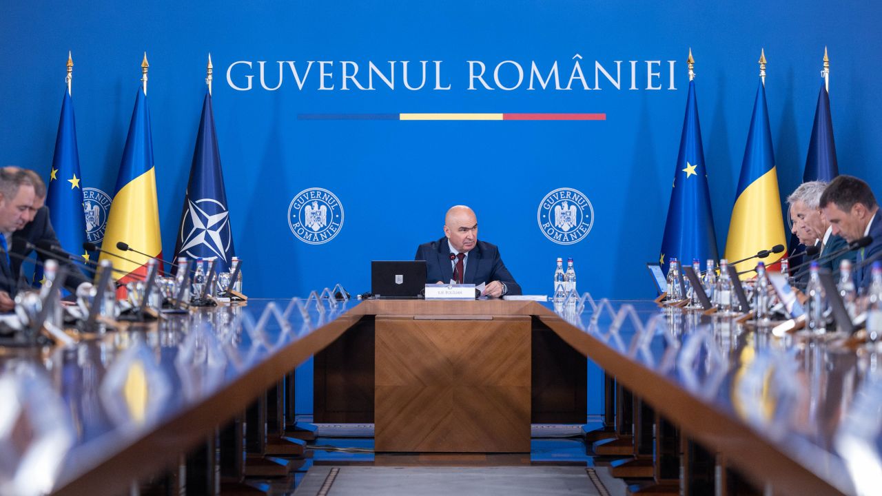 România revine pe pieţele externe, după Reformele fiscale. Cristian Hostiuc: „Investitorii așteaptă dovezi concrete în execuția bugetară. Guvernul trebuie să livreze Bugetul pe 2026, care este deja foarte întârziat”