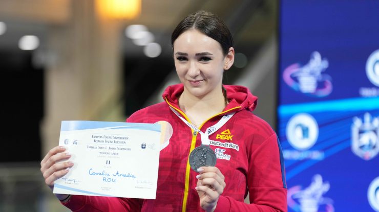 Amalia Covaliu a câștigat medalia de argint la Europenele de scrimă pentru juniori de la Tbilisi