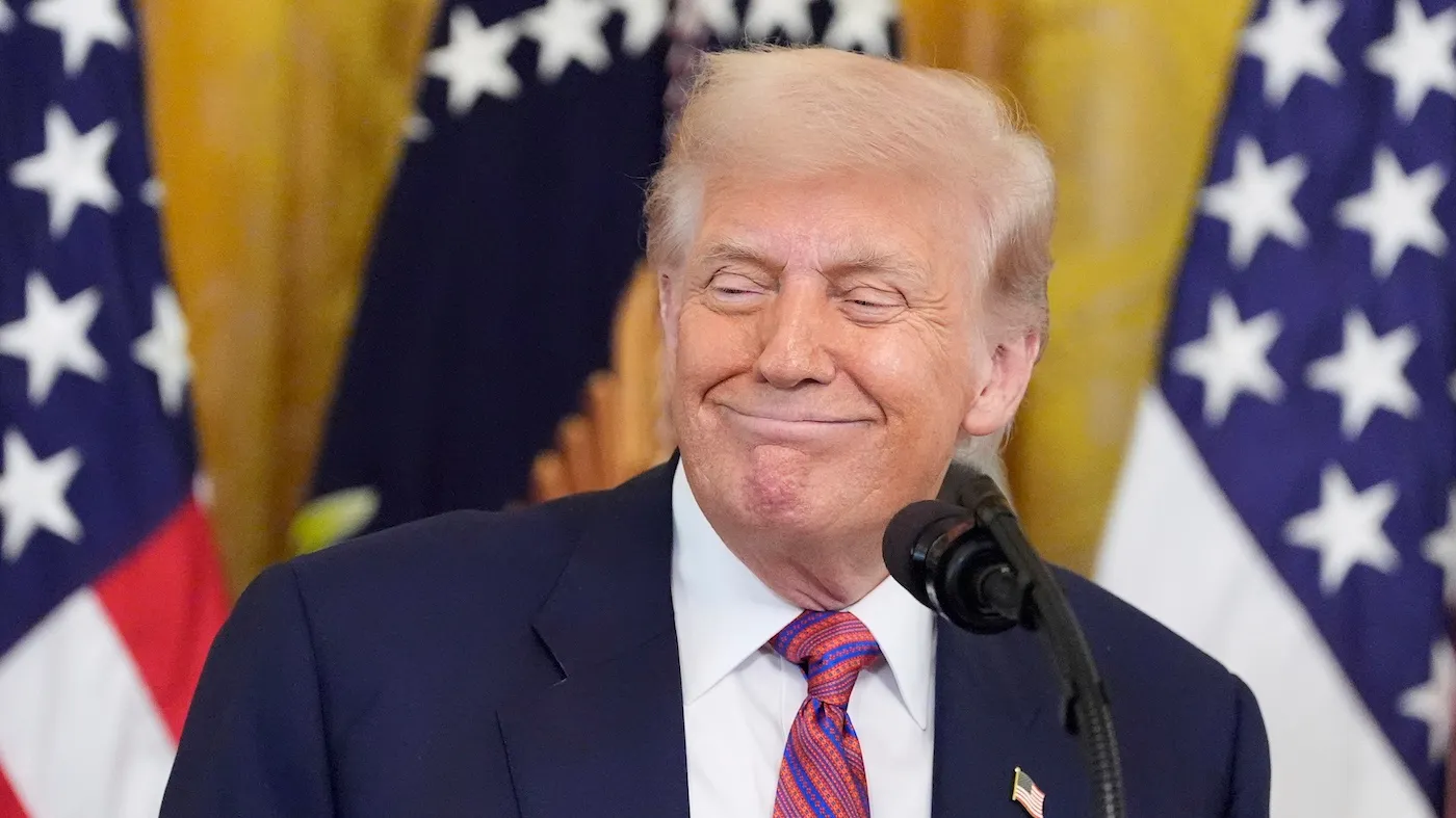 Trump îi sfidează din nou pe liderii europeni. Preșdintele american a publicat o hartă în care Groenlanda, Canada și Venezuela sunt anexate SUA