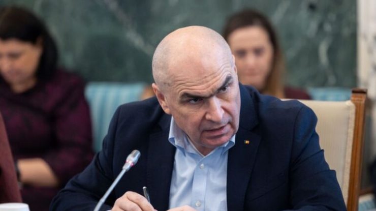 Premierul Bolojan îi amenință pe miniștrii și secretarii de stat cu „revocarea din funcție” dacă România pierde bani din PNRR