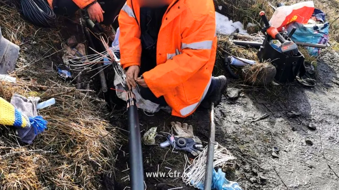 Circulația trenurilor, afectată de furturi și distrugeri ale instalațiilor feroviare. CFR a sesizat Poliția și a intervenit pentru restabilirea siguranței traficului