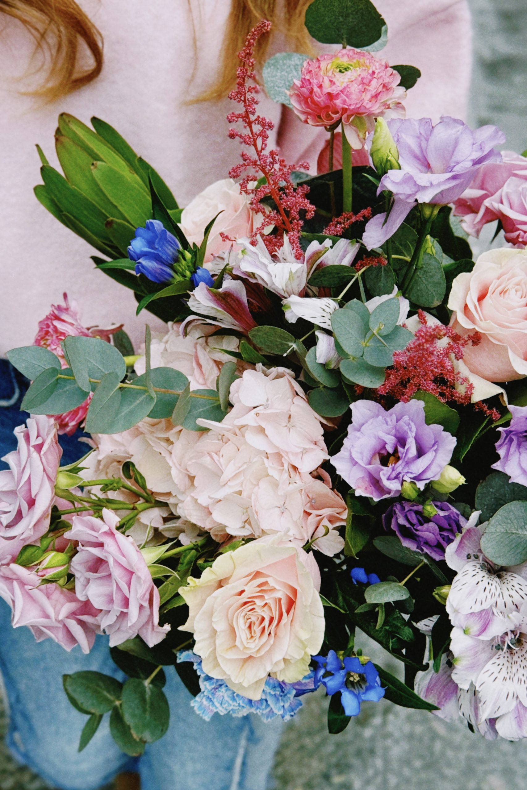 Floria investește până la 150.000 de euro într-o florărie în Iași și accelerează extinderea prin franciză. Compania vizează 20 de locații noi în următorii ani