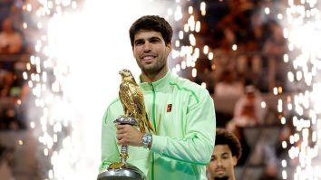 Carlos Alcaraz câștigă turneul ATP 500 de la Doha. Spaniolul urcă pe locul 4 în clasamentul all-time, egalându-l pe Andy Murray