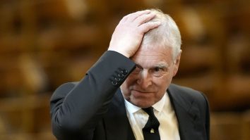 Fostul Prinț Andrew și Jeffrey Epstein au forțat o dansatoare să facă sex în trei: „Unele fete păreau să aibă doar 14 ani”