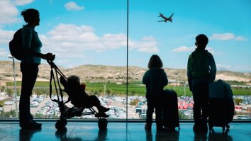 România pierde 18% din populație și înregistrează un record de emigrări în 2024. Marius Luican, CEO Reveal Marketing: „Este un protest tăcut în care românul transmite că e lipsit de speranță”