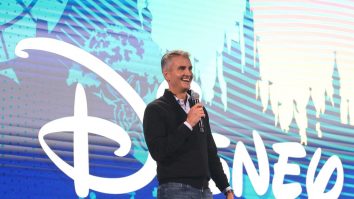 Disney îl numește CEO pe Josh D’Amaro, după demisia lui Bob Iger. Ce experiență are D’Amaro, considerat un veteran al companiei