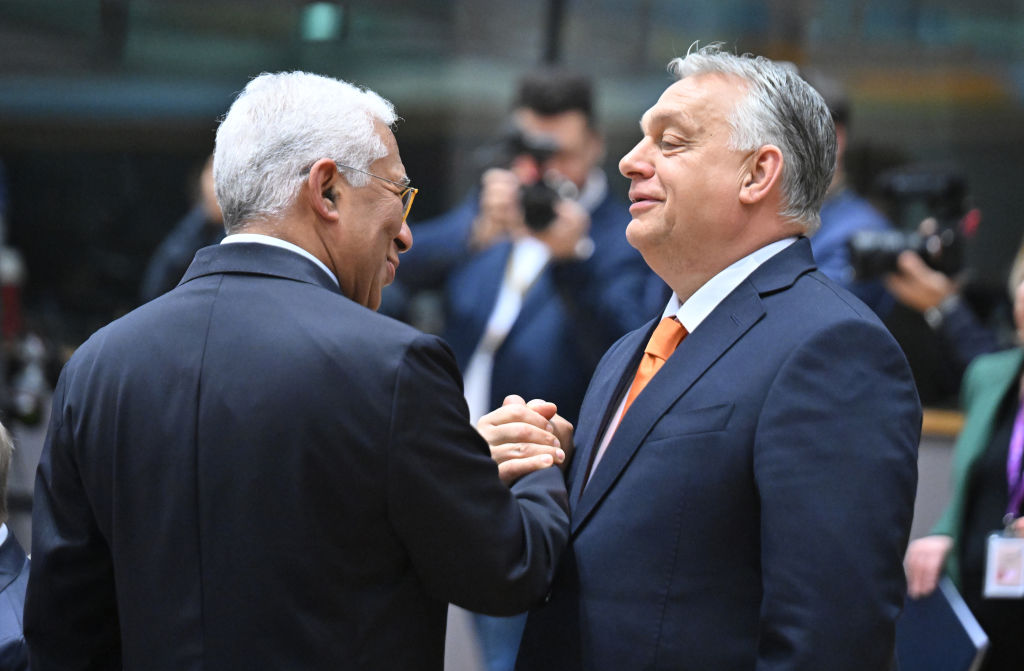 Consiliul European cere Ungariei să nu „jignească” decizia UE de a împrumuta 90 de miliarde de euro Ucrainei