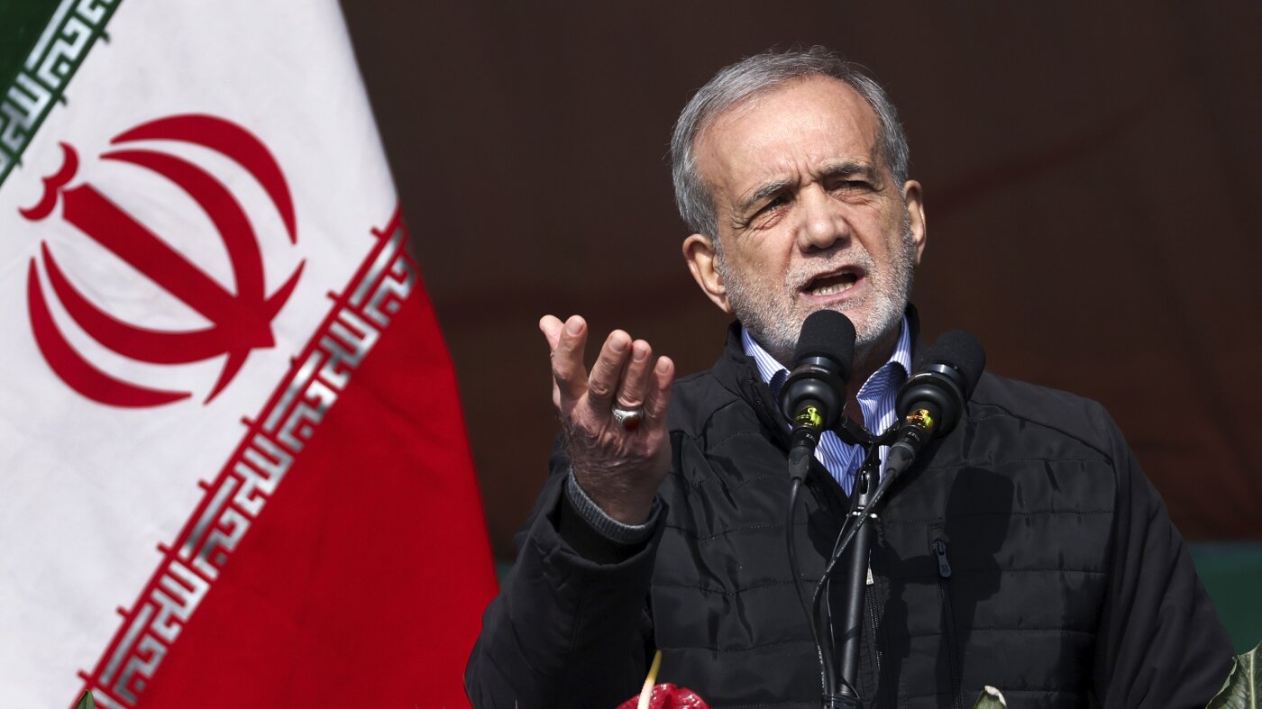 Președintele Iranului a cerut „inițierea unor discuții nucleare cu Statele Unite”