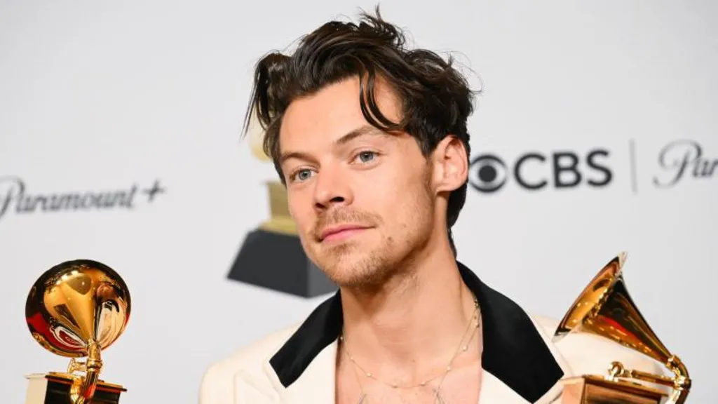 Harry Styles a fost inclus in clasamentul celor mai mari 100 plătitori de impozite din Marea Britanie