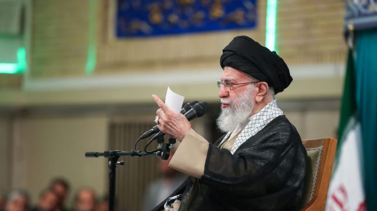 Iranul trage linia roșie: „Capacitățile balistice ale Republicii Islamice” nu vor fi negociate cu Statele Unite