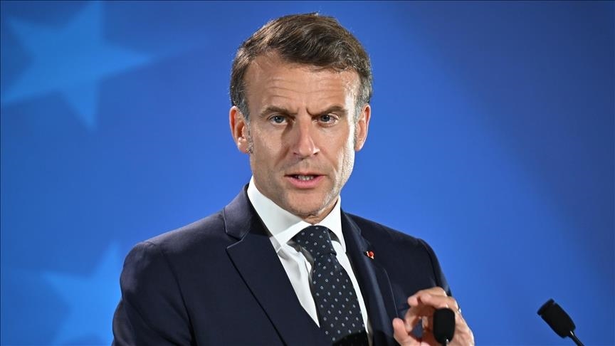 Președintele Macron cere analizarea impactului jocurilor video violente asupra copiilor