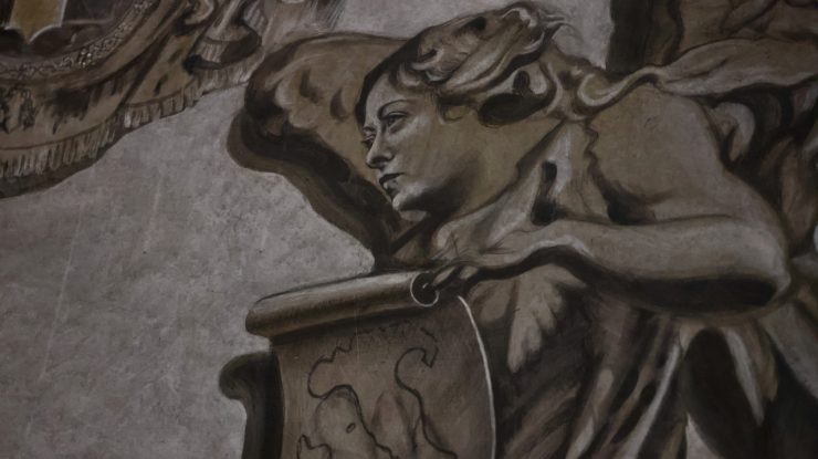 Premierul italian Giorgia Meloni a fost pictată ca înger în Bazilica Sfântul Laurențiu din Lucina din centrul Romei. Opoziția a depus plângere: „Nu putem permite ca arta să devină propagandă”